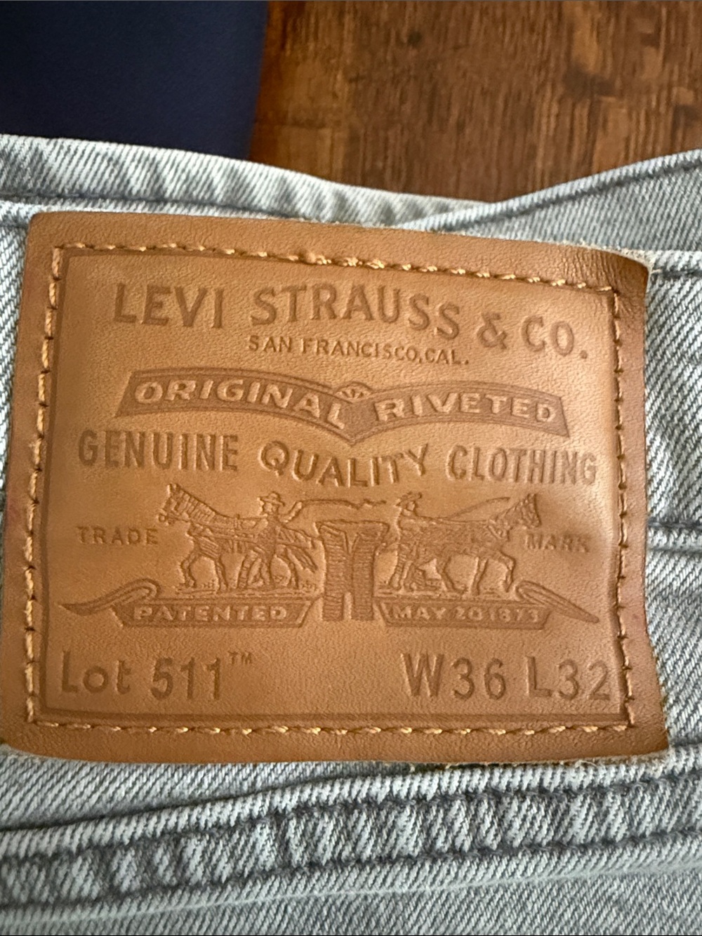 Levi's 511 Slim Men's Jeans in Light Gray  W36 L 32